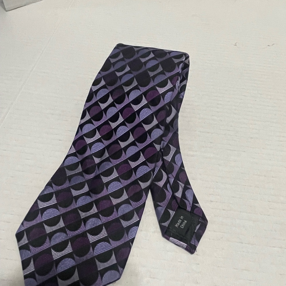 Michael Kors Men's 100% Silk Necktie Multicolored Men's Purple Patterned Tie